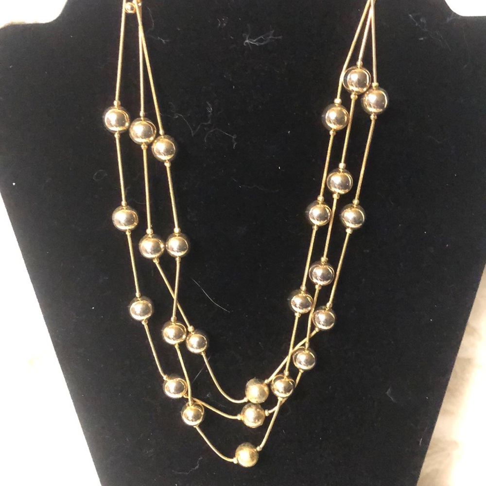 Necklace triple strand w gold ball beads